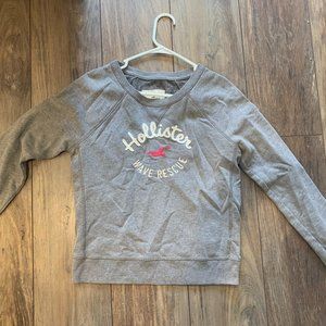 Gray Hollister wave rescue crew neck sweatshirt